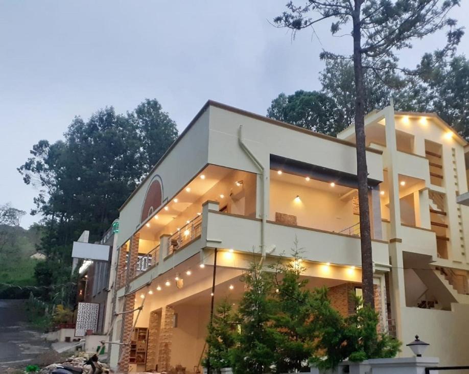 Njk Residency Hotel Yercaud Exterior photo